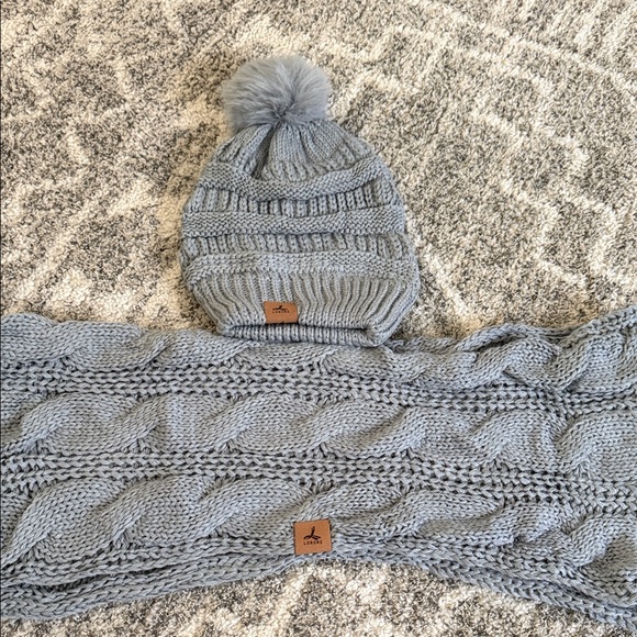 Accessories - Cozy Gray Knit Hat and Scarf Set